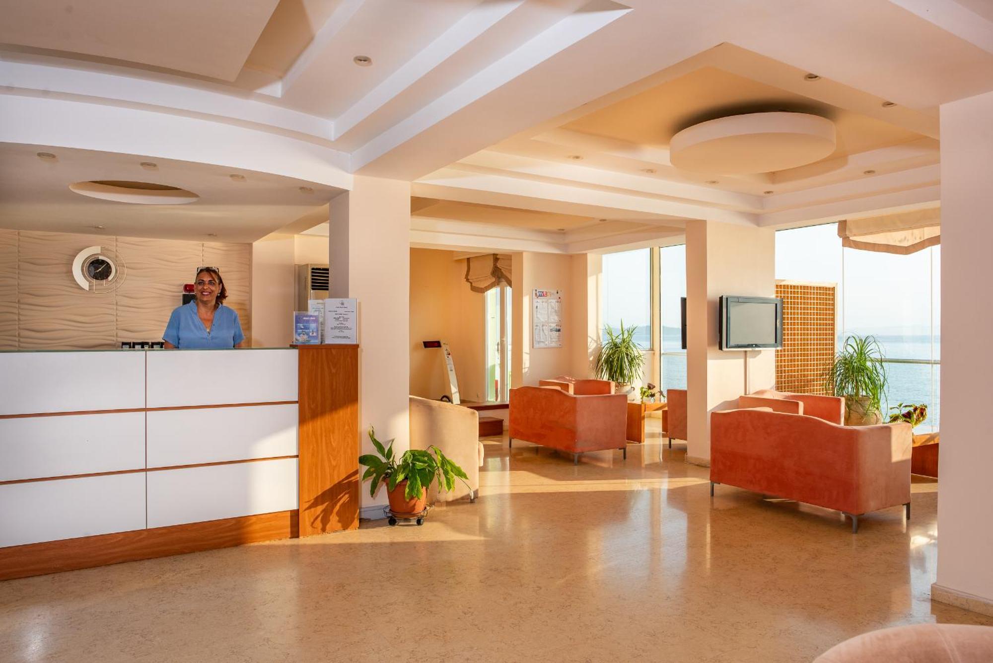 Hotel Corfu Maris Benitses  Exterior foto